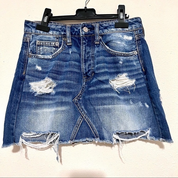 AMERICAN OUTFITTERS High Rise Festival Destroyed Denim Mini Skirt womens size 0 - Picture 2 of 9
